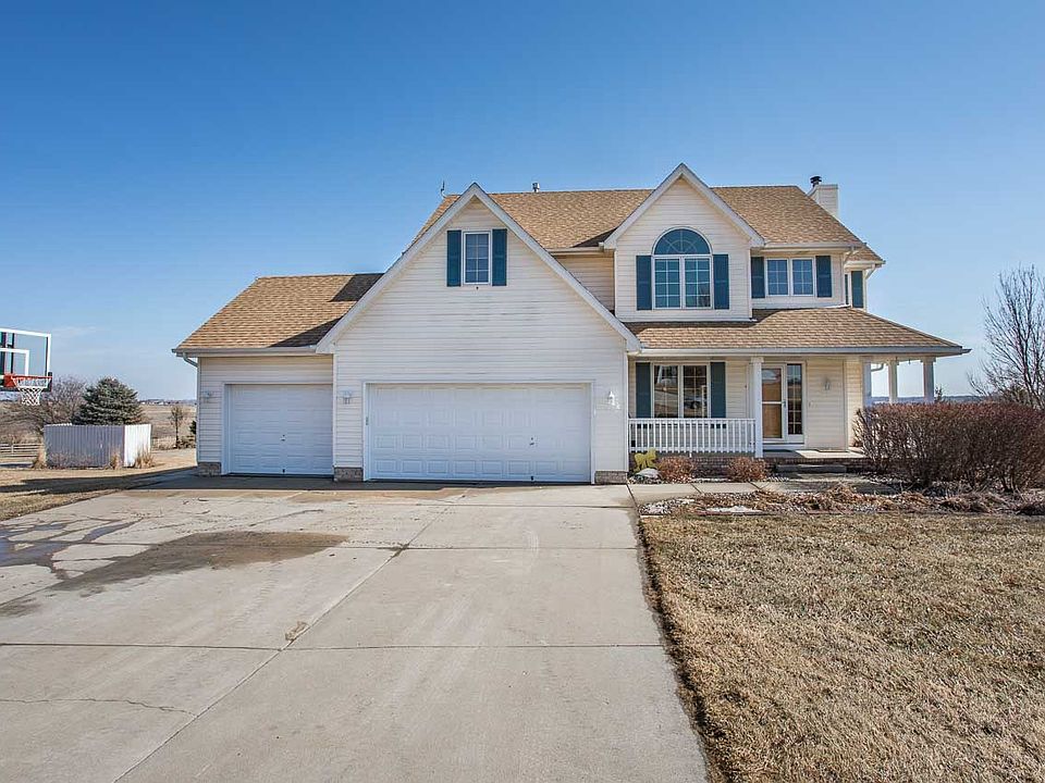 1st image of 21829 Brookside Cir