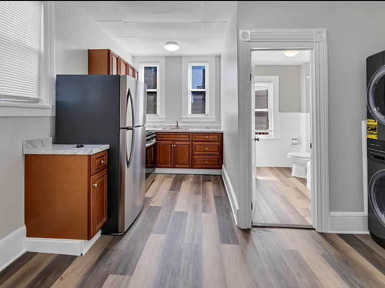 100 Haledon Ave #1-R — Photo 4