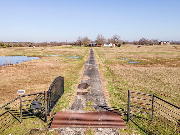 2nd image of 521 Vz County Road 4607