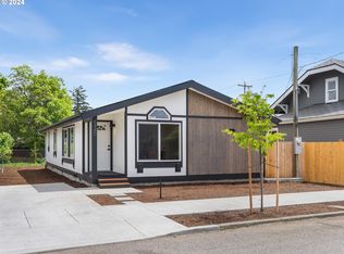 5480 SE 97th Ave, Portland, OR 97266