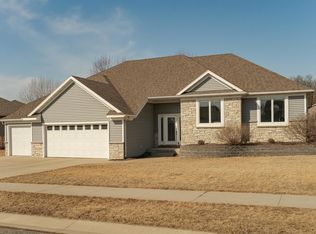 3459 Bridgeview Dr SE, Rochester, MN 55904