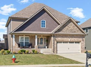 1120 Hilliard Ln, Clarksville, TN 37042