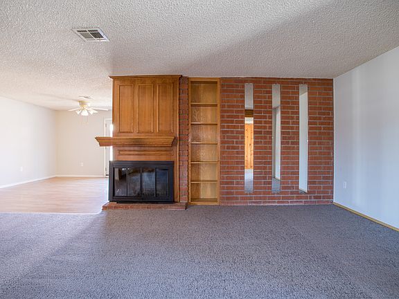 3rd image of 1302 Echo Dr