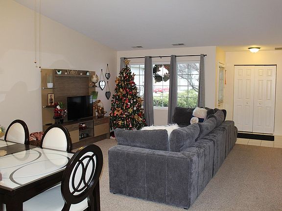 4th image of 1646 Dogwood Dr