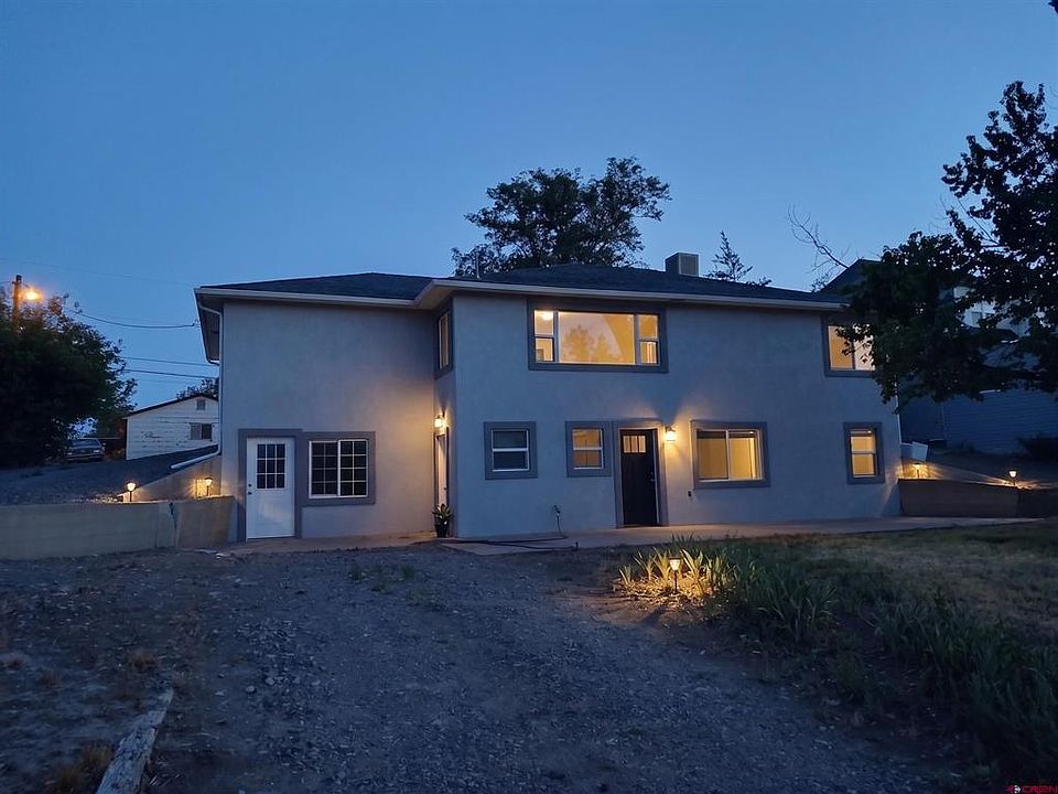1st image of 450 - 450 1/2 Grand Boulevard