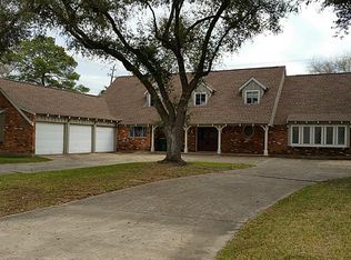 5014 Goose Creek Dr, Baytown, TX 77521