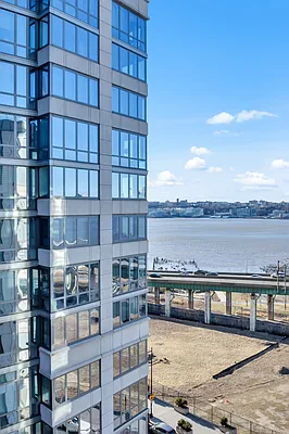 Sold by Corcoran | media 7