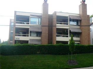 305 Hay St APT 1B, Pittsburgh, PA 15221