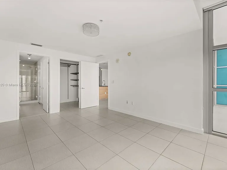 3301 NE 1st Ave #H3004 — Photo 14