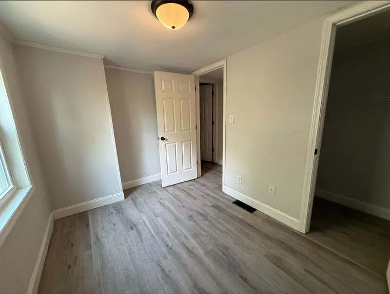 2 bed, 1.0 bath, 984 sqft, $1,600 — Photo 4