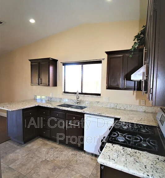 82360 Priscilla Ct — Photo 3