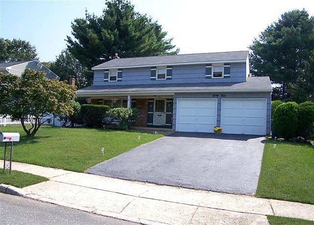 1st image of 34 Longstreet Dr