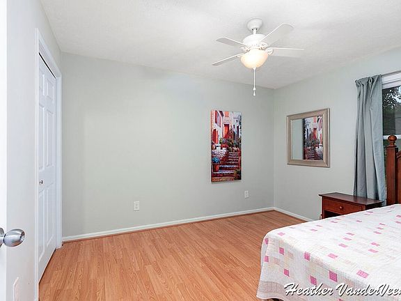 5th image of 6392 Tyler St