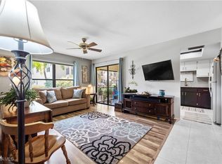 8474 Charter Club Cir UNIT 10, Fort Myers, FL 33919