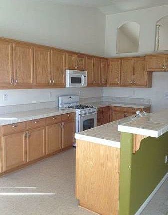 5th image of 5008 Moorcroft Cir