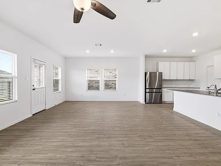 14014 Roller Mls — Photo 28
