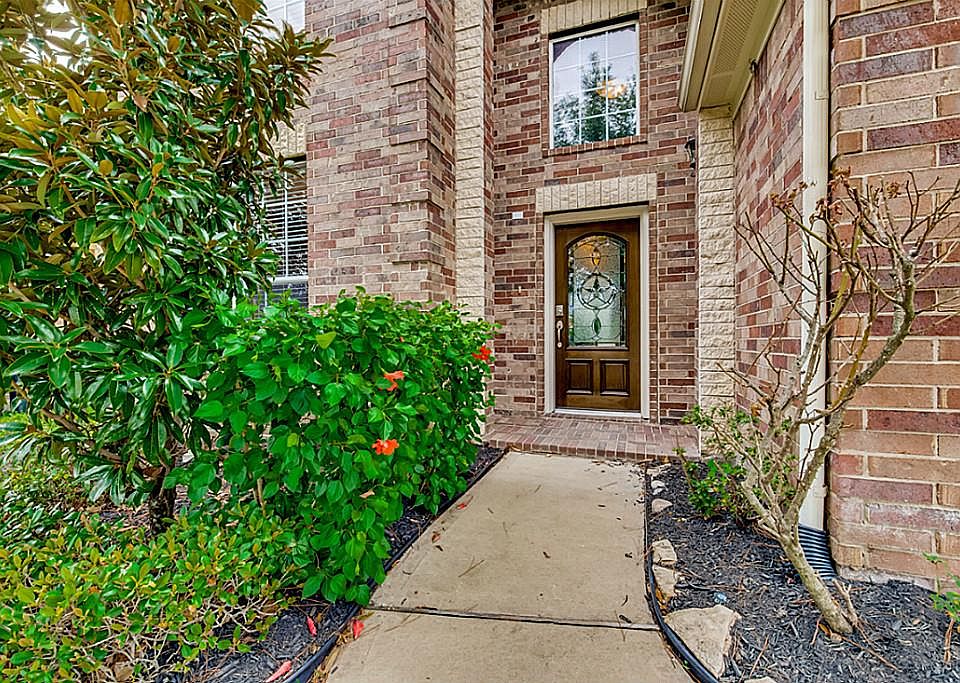 1st image of 17002 Everett Oaks Ln