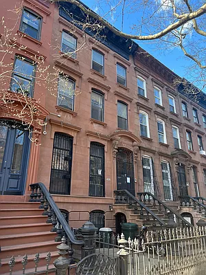 Sold by MOVING KEYZ REALTY | media 2