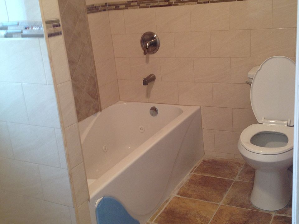 2nd image of 11548 225th St
