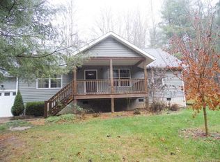 24 Young Rd, Weaverville, NC 28787