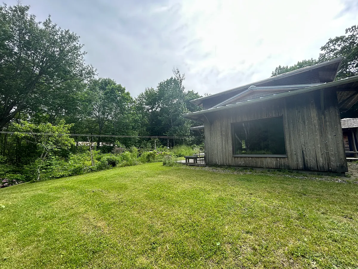 Building Photo - 96 Mount Battie St