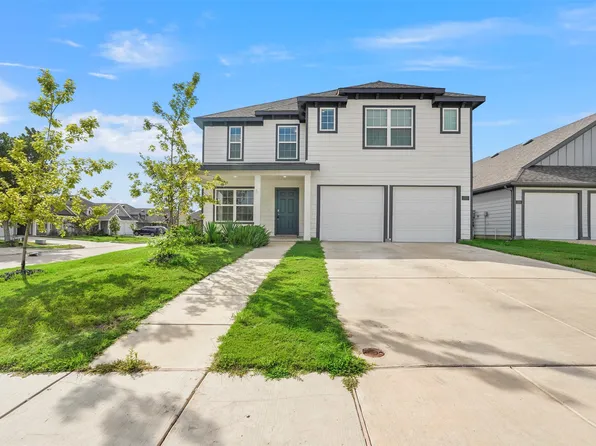 101 Spring Creek Ln, Terrell, TX 75160