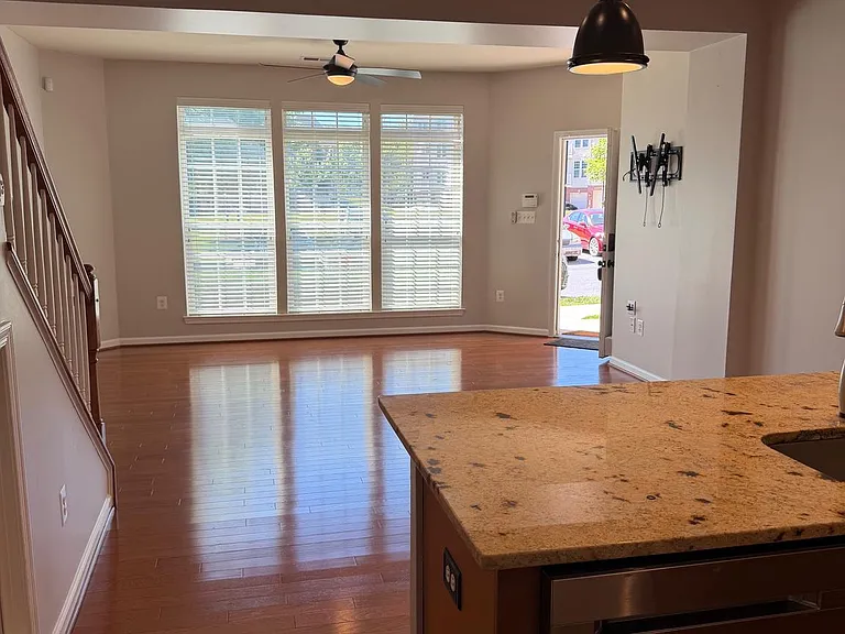 910 Hall Station Dr #106 — Photo 6