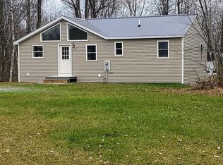 82 Morgans Ln, Comstock, NY 12821