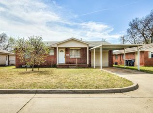 504 Armstrong St, Moore, OK 73160