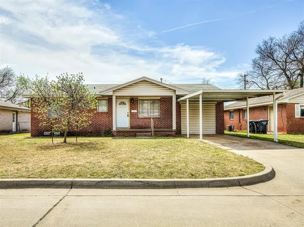 504 Armstrong St, Moore, OK 73160