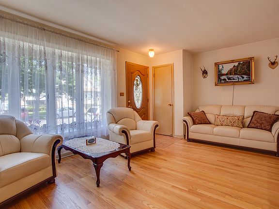 4th image of 5143 W Ainslie St