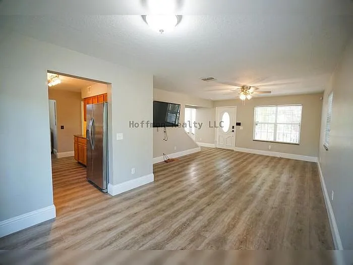 317 W Hanlon St — Photo 7