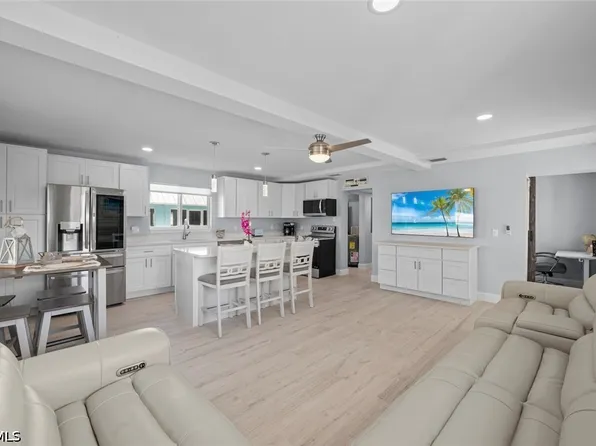 6151 Estero Blvd APT 6, Fort Myers Beach, FL 33931