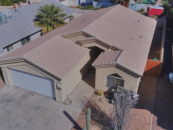 3rd image of 9017 Lakeview Dr