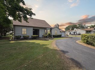 4280 Pointe Aux Peaux, Newport, MI 48166