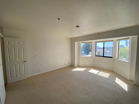 5th image of 322 Hanover Ave APT 302