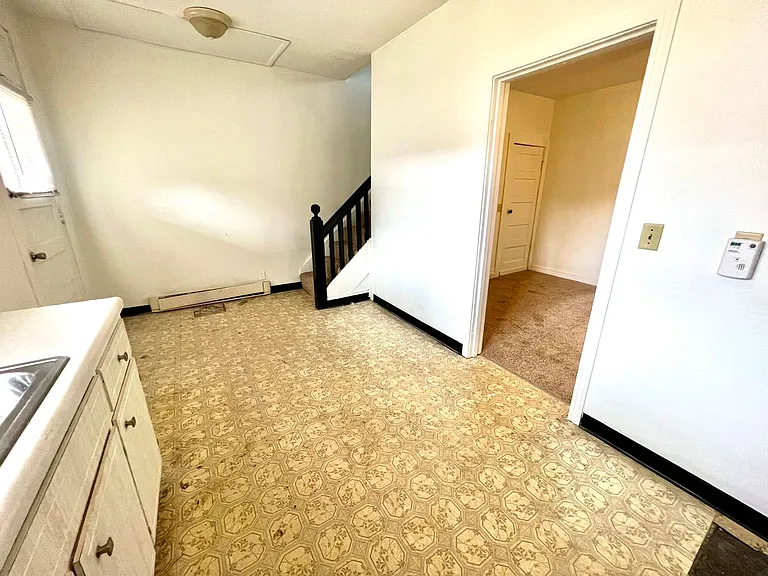 1613 Fourth Avenue (Full Service) — Photo 12