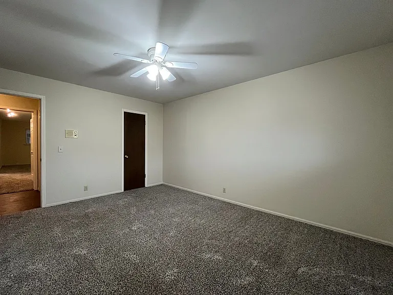 3526 E 48th Pl — Photo 20
