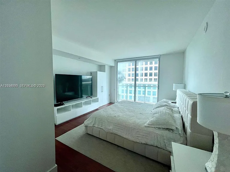 500 Brickell Ave #1410 — Photo 15