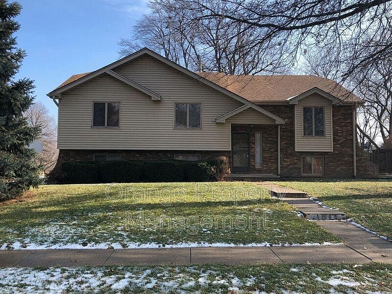 1st image of 1305 S 218th St