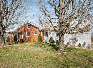 876 Mullican Rd, Sparta, TN 38583