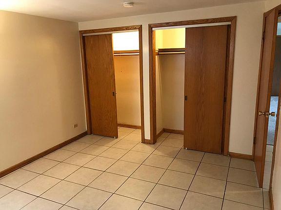 2nd image of 8916 N Wisner St Unit 1