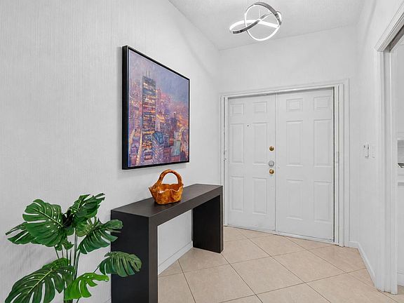 4th image of 7659 Cinebar Drive