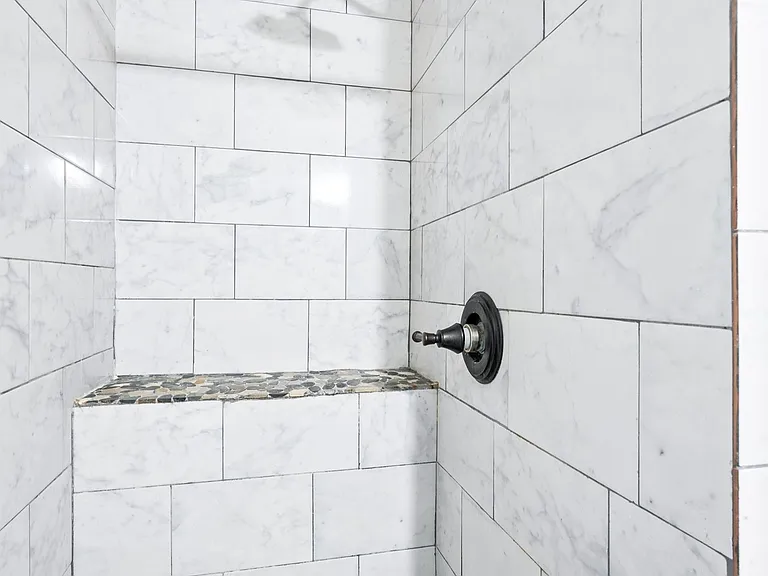 5409 Country Dr — Photo 25