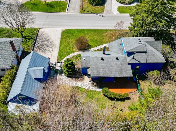 251 Saint Albert St, Kincardine, ON N2Z 2J5