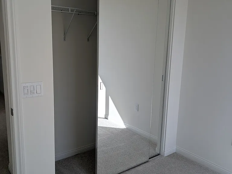 2430 E Lincoln Ave #6 — Photo 17