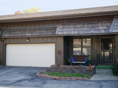 10242 Locust St, Kansas City, MO, 64131