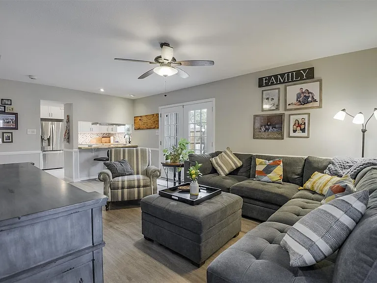 2205 Prestonwood Dr — Photo 17