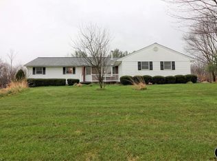 19133 Brookfield Rd, Chagrin Falls, OH 44023