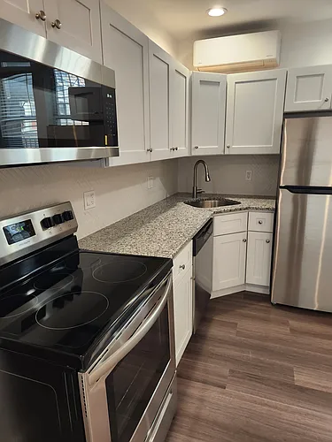 1840 Wharton St #1-R Photo 1